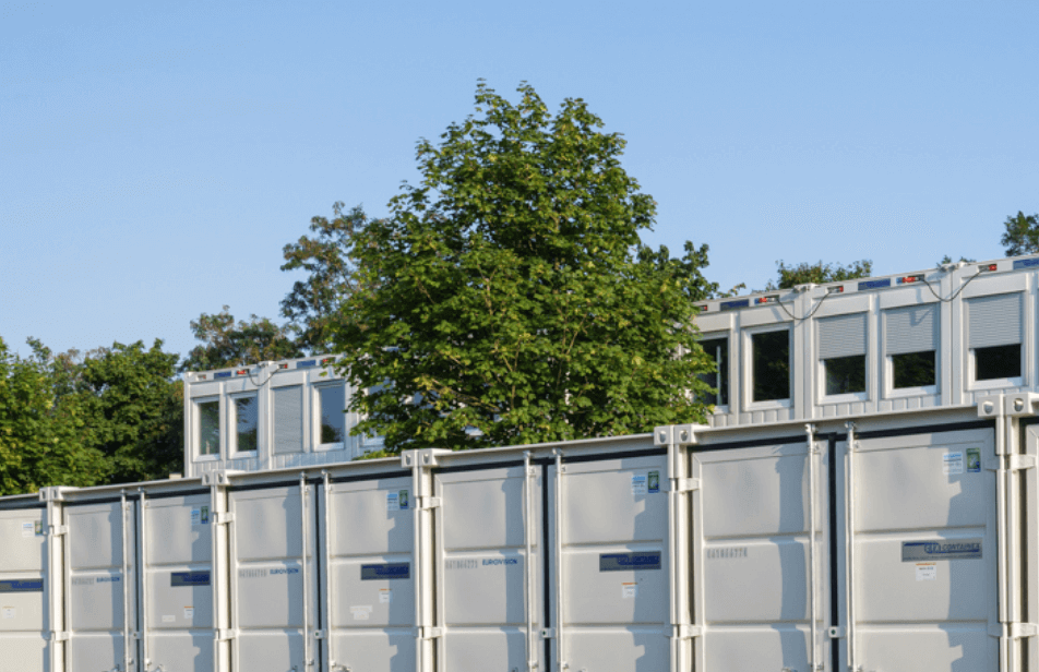 Containersiedlung im Grünen